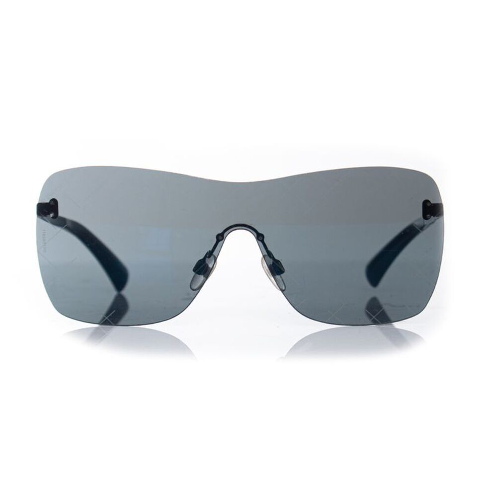 Chanel Shield quilted sunglasses in blue - Picture 1 of 8